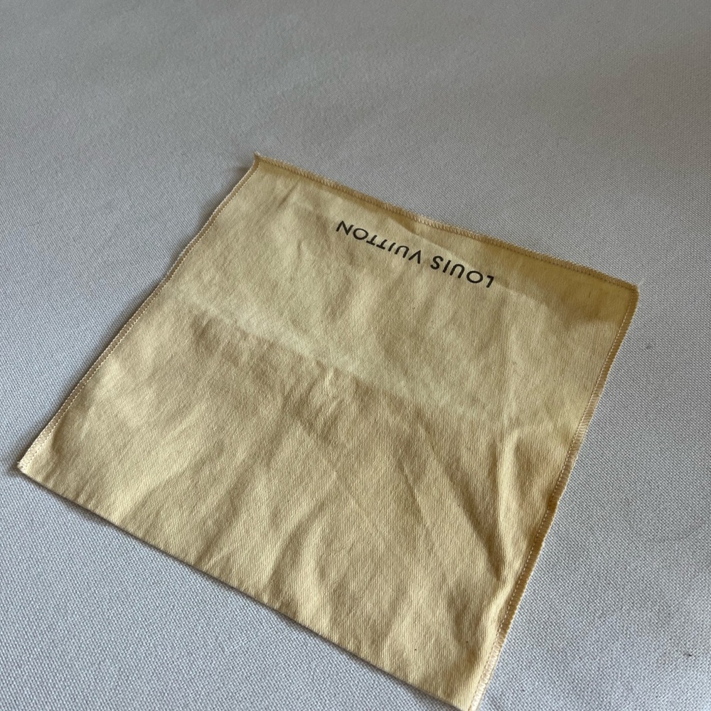 Louis Vuitton Pale Yellow Branded Dust Pouch - Picture 5 of 5